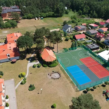 Osrodek Wypoczynkowy Lazur Station touristique Poddąbie