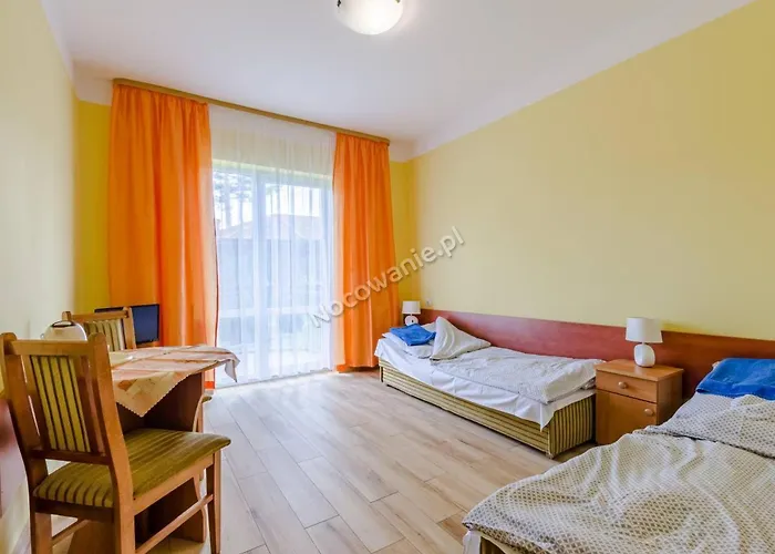 Osrodek Wypoczynkowy Lazur Semesteranläggning (resort)